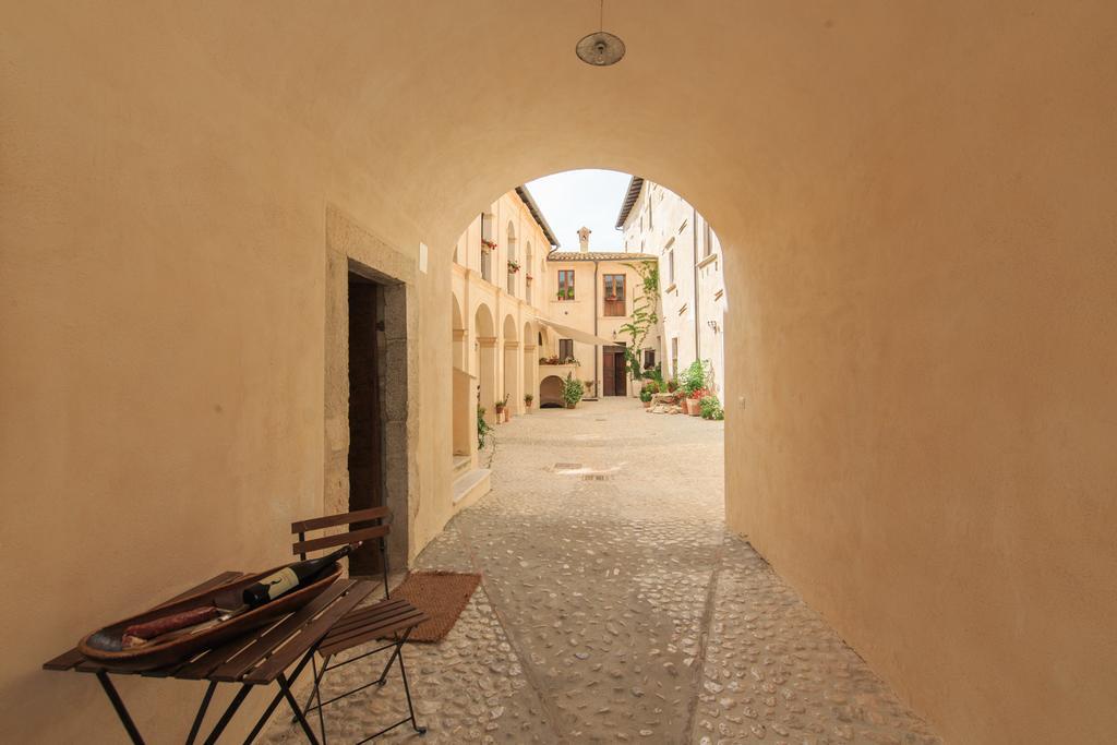 Casa Rosati Hotel Fontecchio Exterior foto